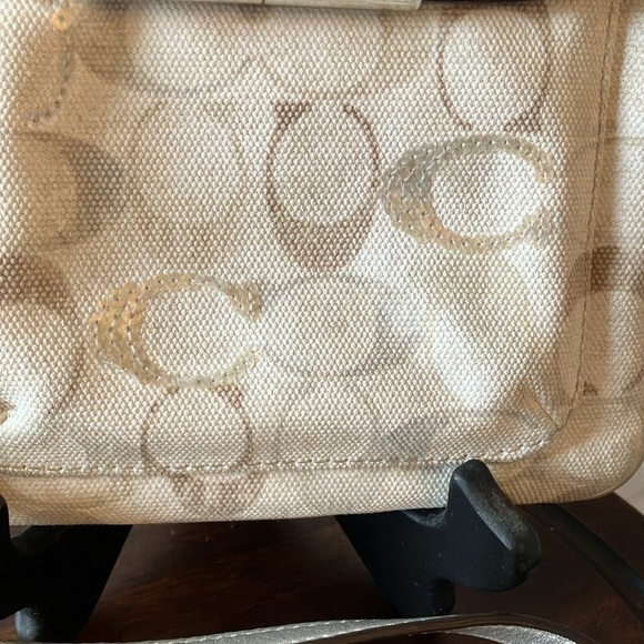 Coach:Cream/Beige/Gray Swing Crossbody Bag-Adjustable Strap-wet look-Silver tone - Picture 4 of 16